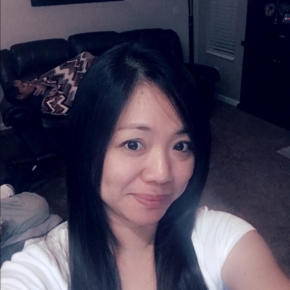 Meet your Posher, Crystal