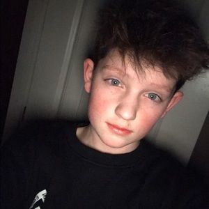 Meet your Posher, Ethan