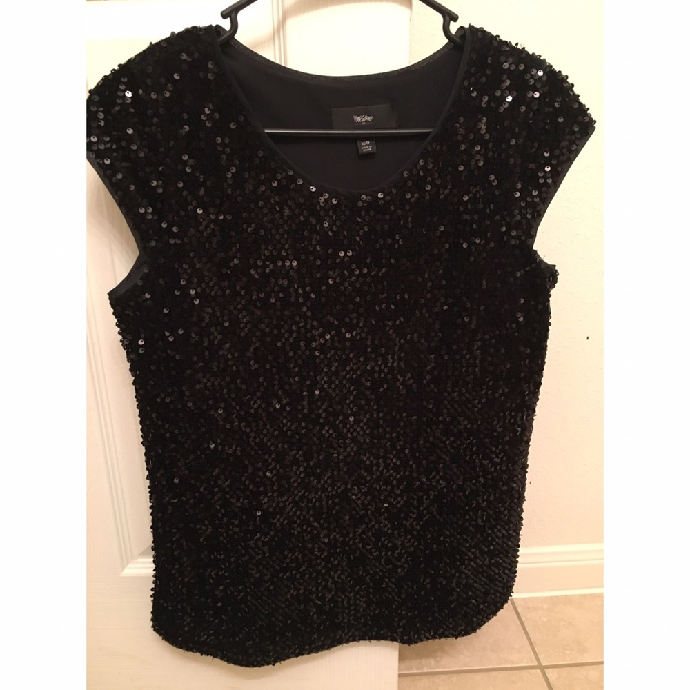 Black blouse