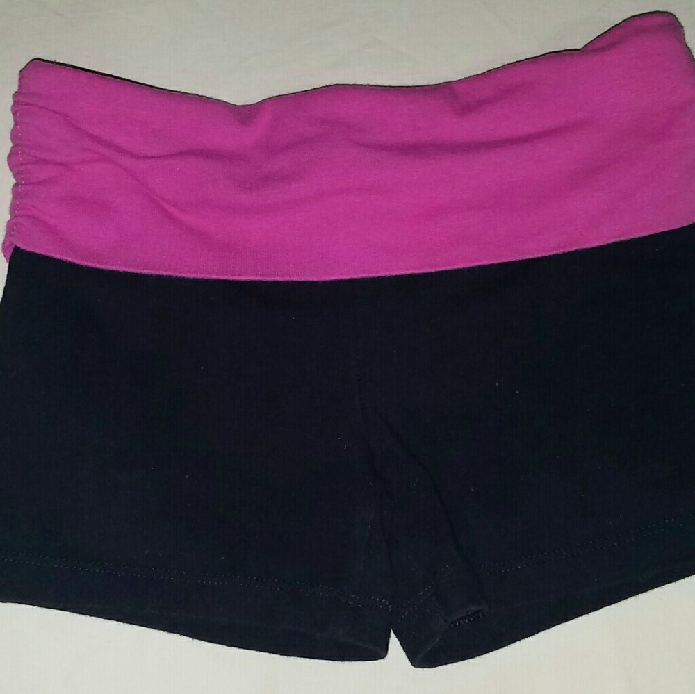 💜Girls Yoga shorts💜