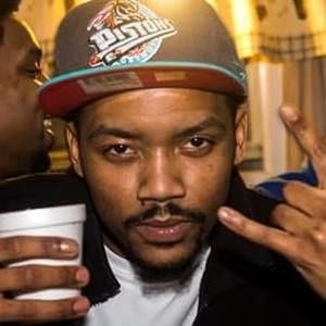 Meet your Posher, Carlito