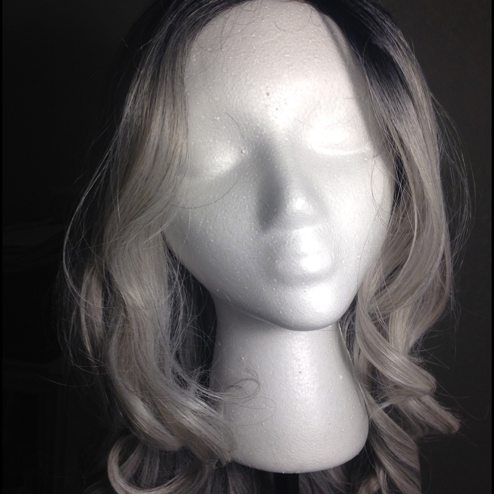 Silver wig