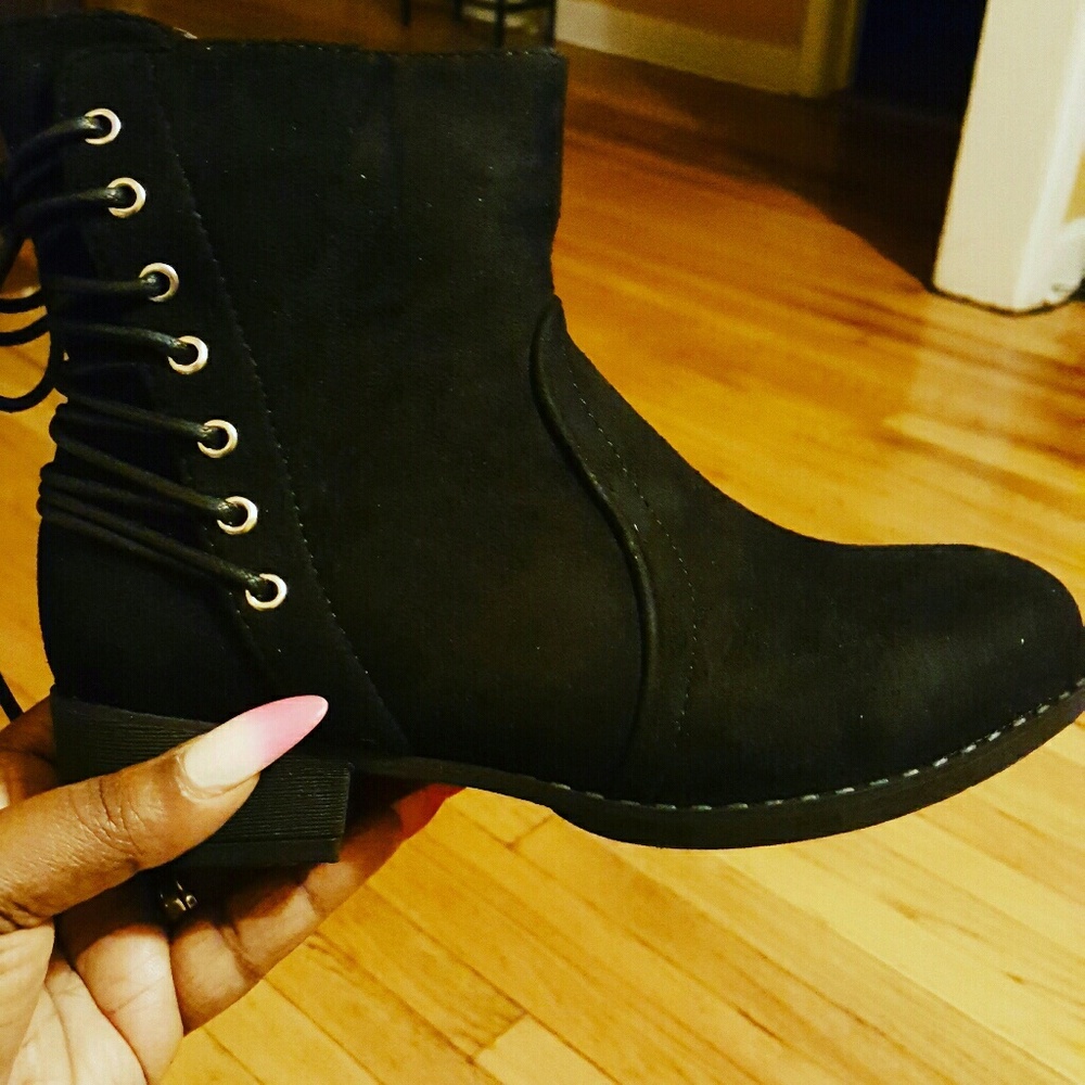 Little girls Black Laceup  and suede boots