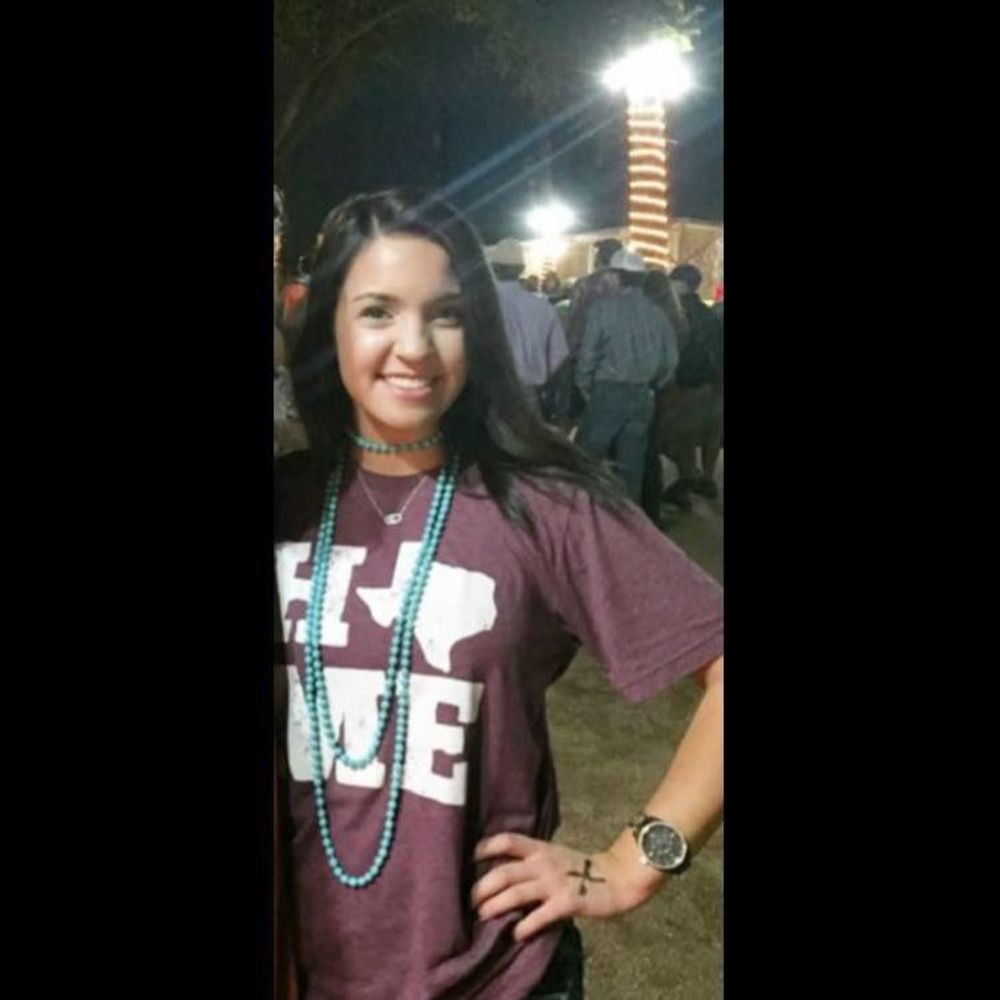 Meet your Posher, Alyssa