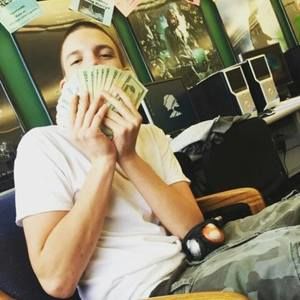 Meet your Posher, Jake