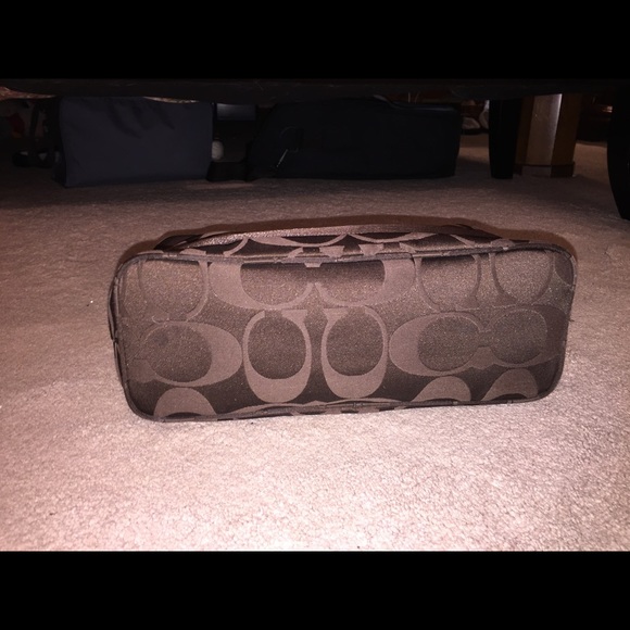 Authentic Coach Shoulder Bag - Picture 4 of 4