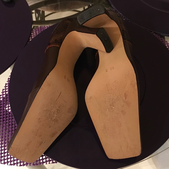 Shoes - Picture 2 of 3