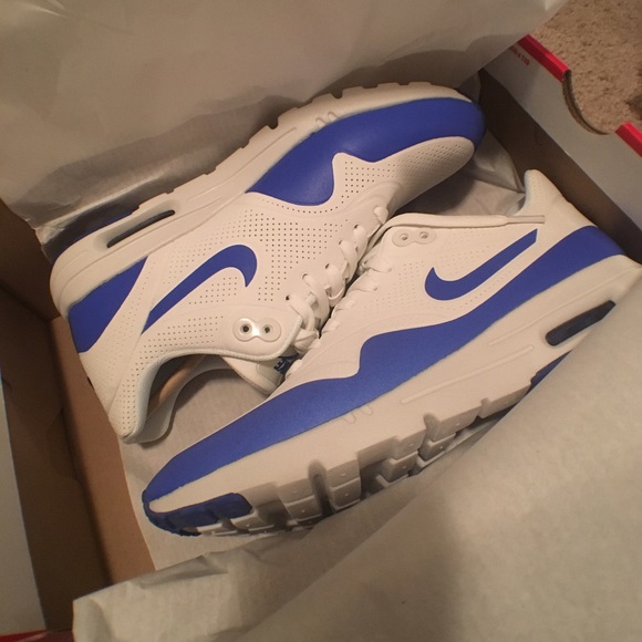 Nike Shoes - 💥BRAND NEW💥 Nike Air Max 1 Ultra Moire