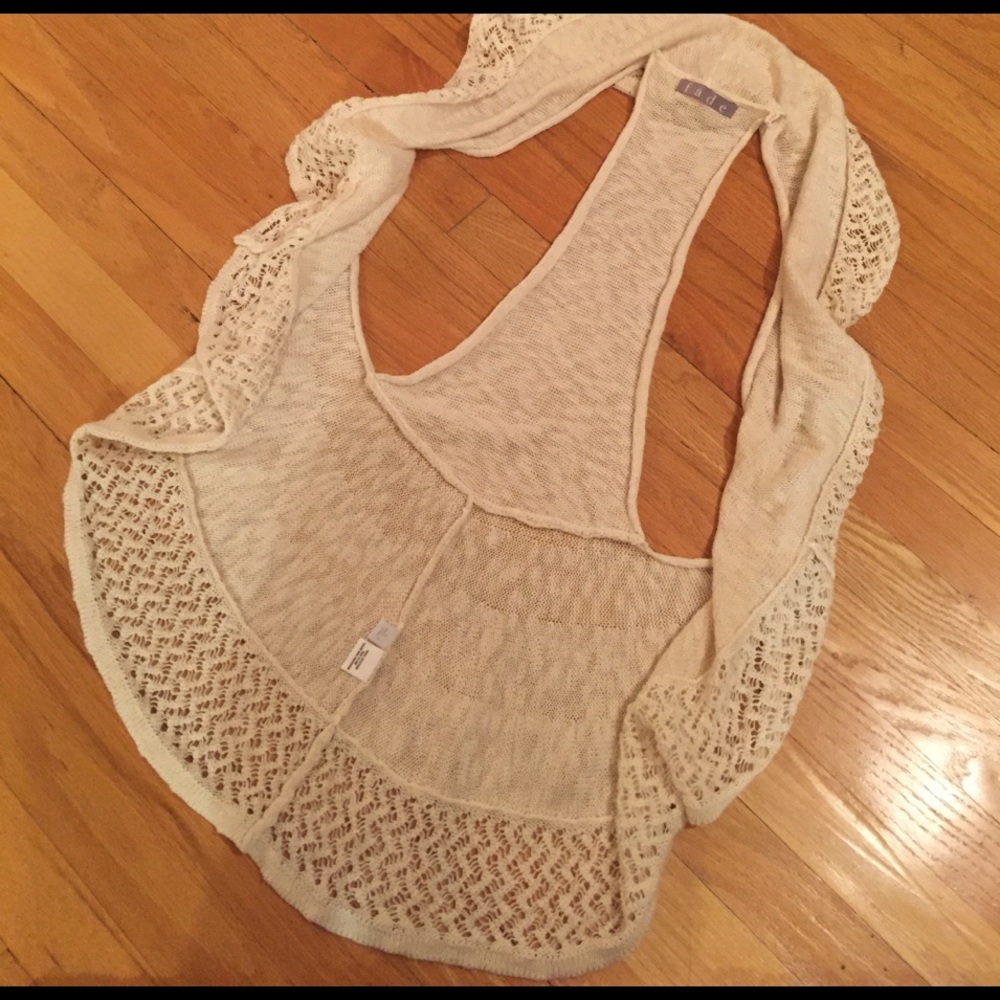 Fade 100% cream color Knit vest