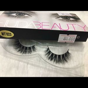 Meet your Posher, Annie