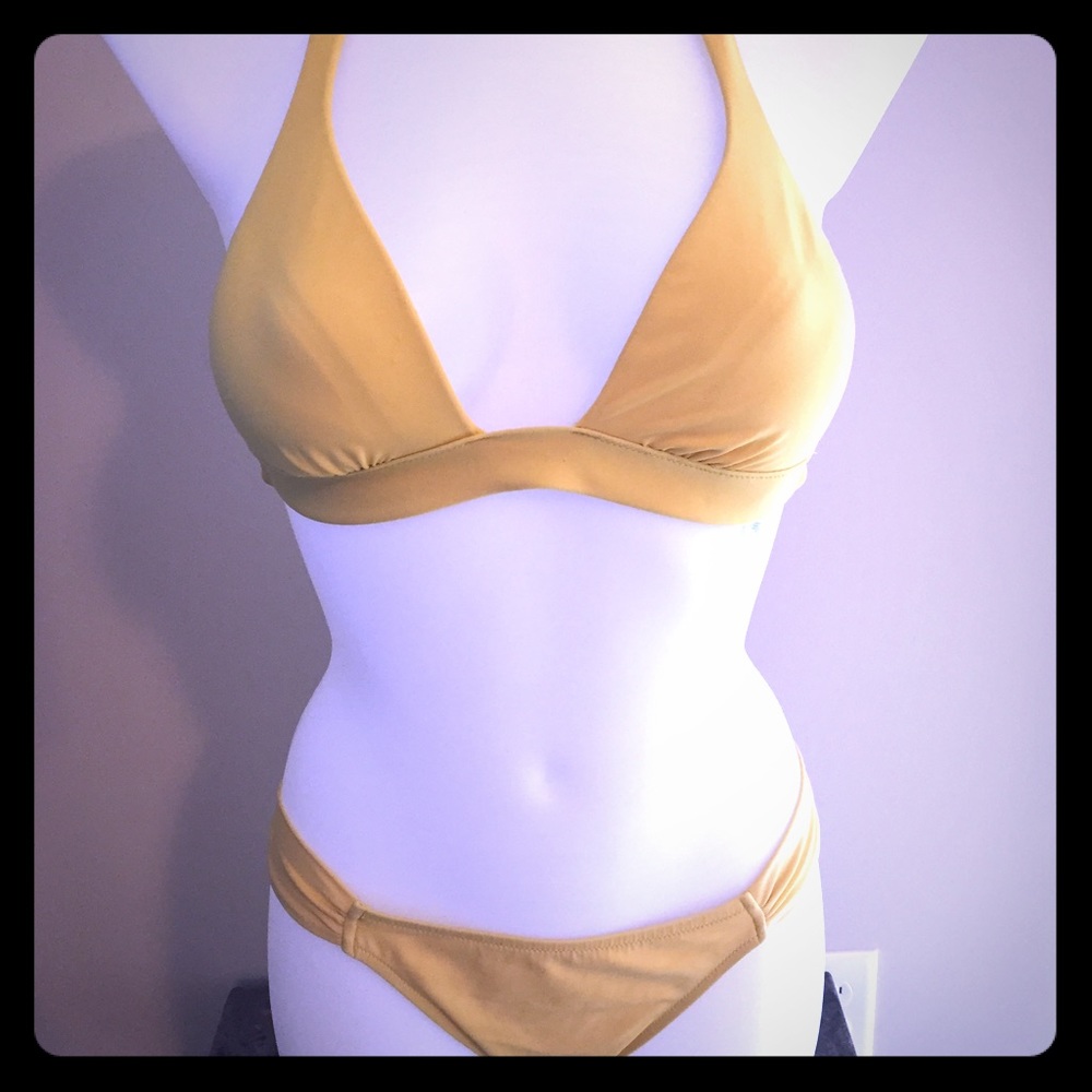 VS Yellow Pushup Halter