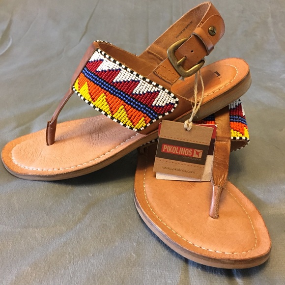 stylish sandals for plantar fasciitis