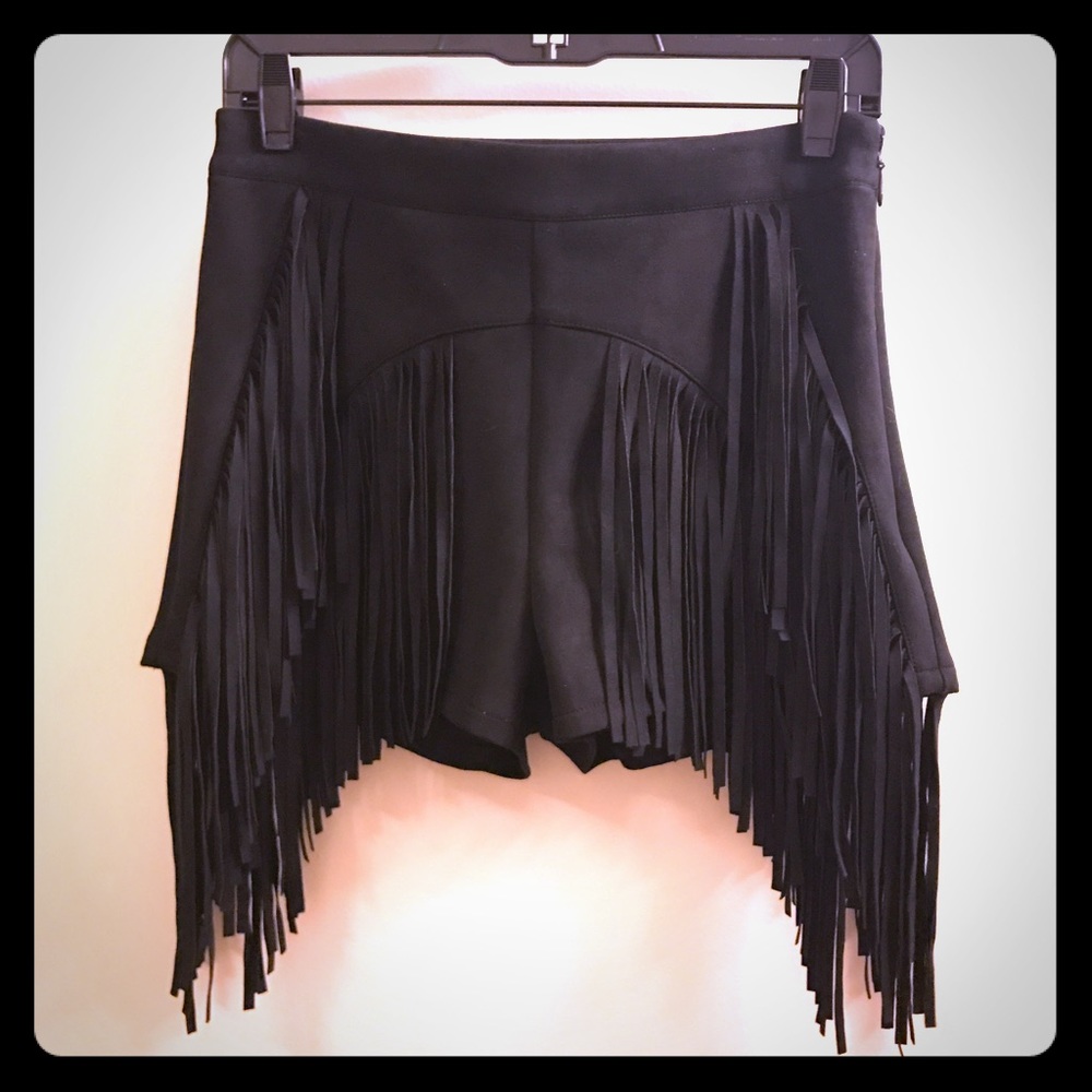NASTY GAL- FAUX SUEDE FRINGE SHORTS