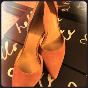 Banana Republic Pumps