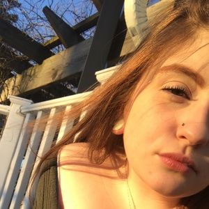 Meet your Posher, Leanne