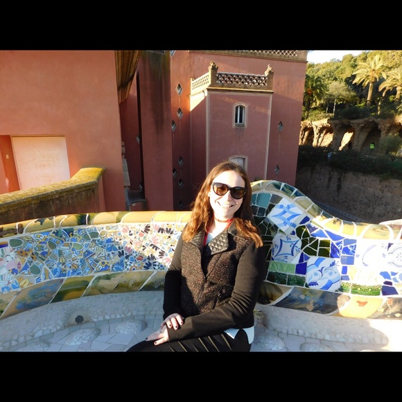 Meet your Posher, Hannah - Picture 3 of 4