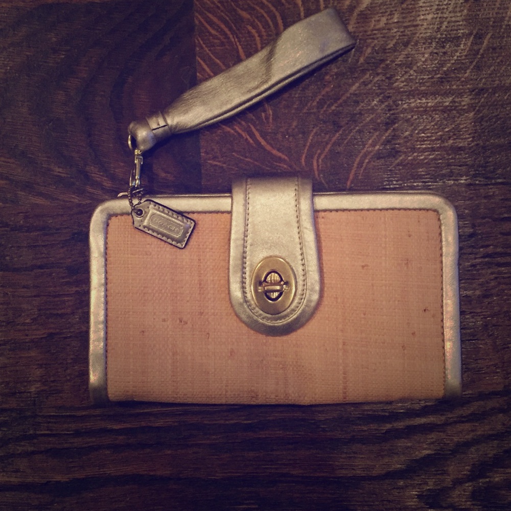 COACH clutch wristlet | straw & gold leather strap