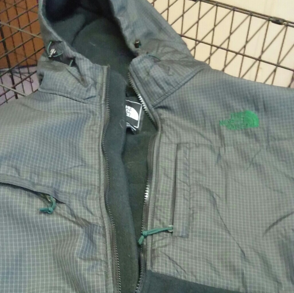 North Face hooded mens jacket