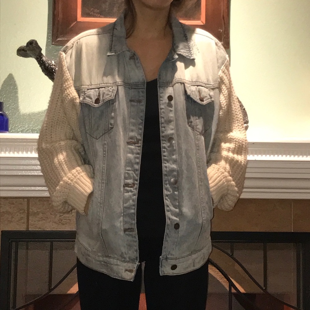 Perfectly oversized denim jacket!!