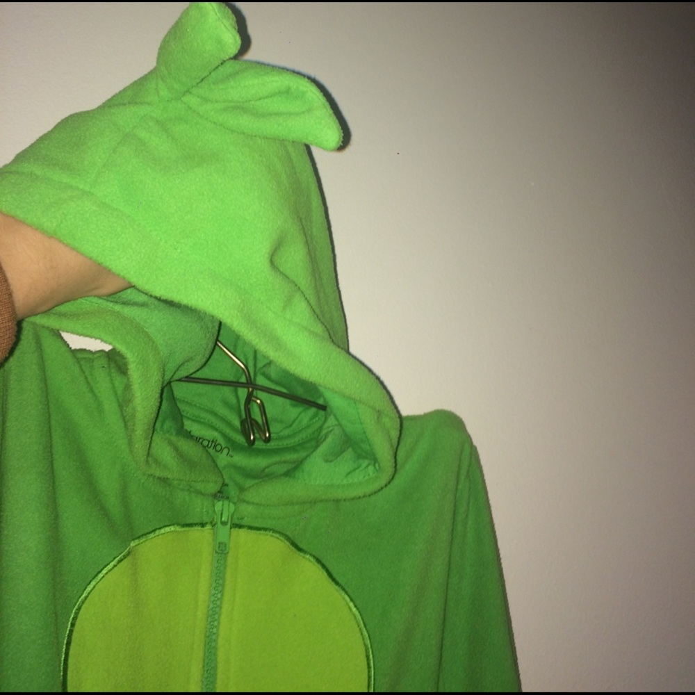 Pea in a pod onesie
