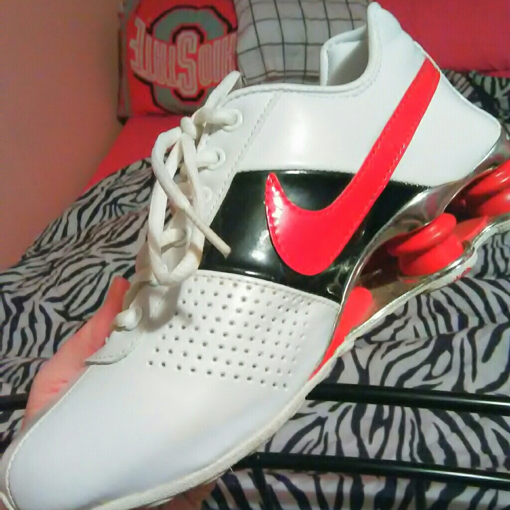 Nike shoxs