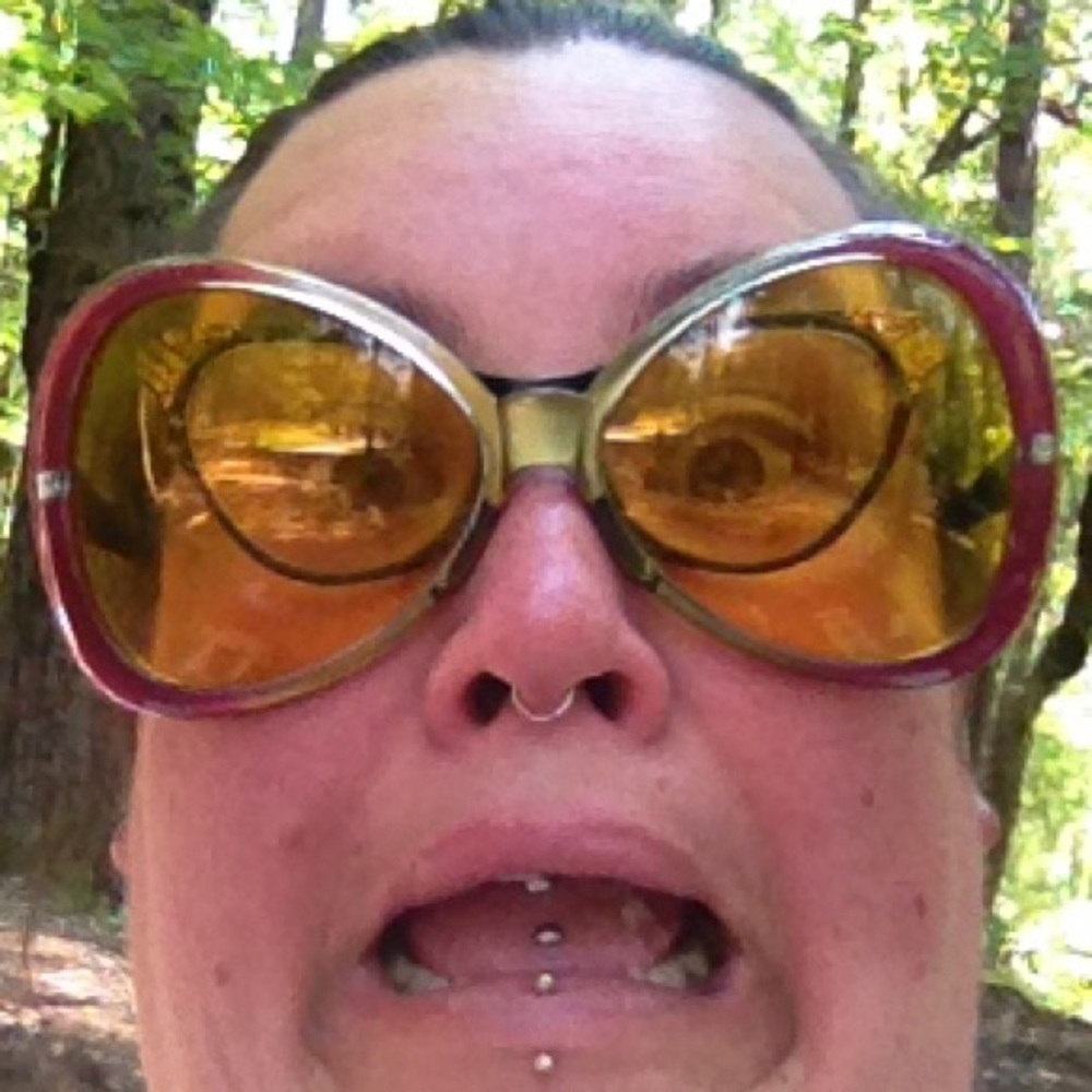 Meet your Posher, Malia