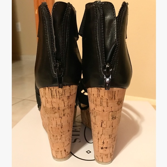 ⚫️Black Steve Madden elastic Wedges - Picture 3 of 4