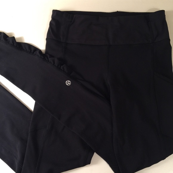 lululemon athletica Pants - Black size 2 lululemon workout pants with ruffle