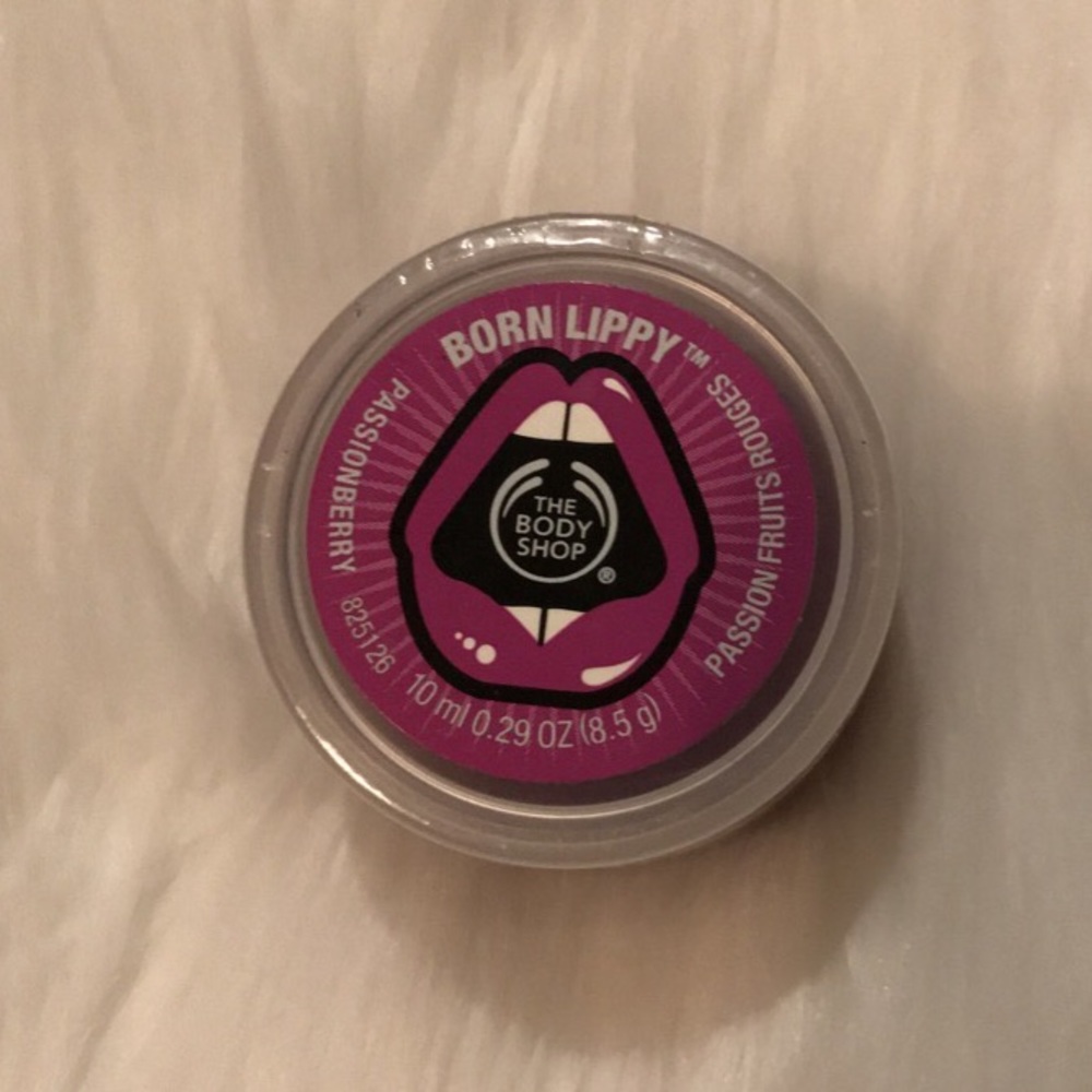 THE BODY SHOP LIP BALM
