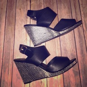NWT Torrid wedges