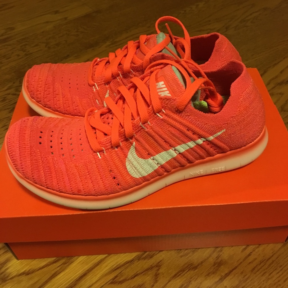 NIKE FREE RN FLYKNIT - Picture 3 of 7