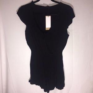 Black short-sleeved romper