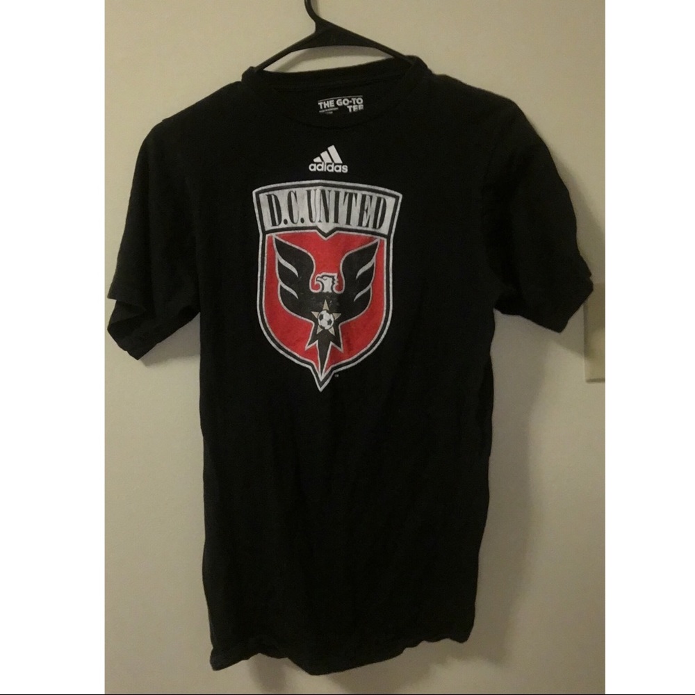 D.C. United t shirt