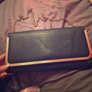 Aldo shoulder bag!! Barely used!!