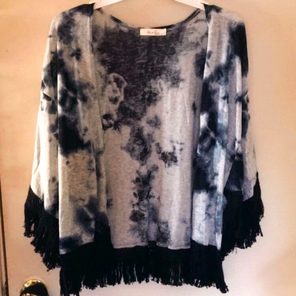 🆕 Gorgeous Tie Dye Kimono - Picture 3 of 5