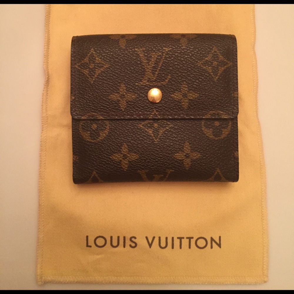 ❌ SOLD ❌ LV Monogram Canvas Wallet