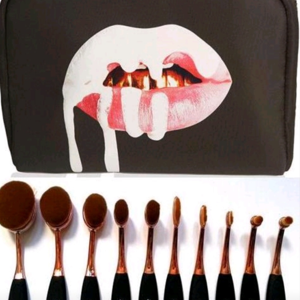 Kylie makeup bag