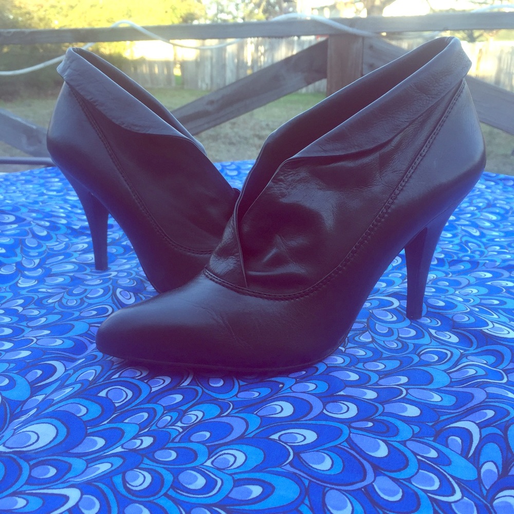 💋Sexy Black Booties💋