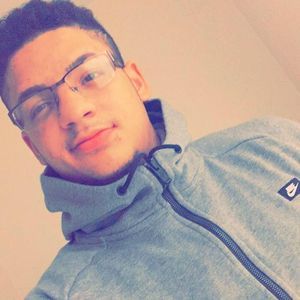 Meet your Posher, Luis