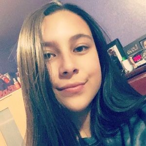 Meet your Posher, Nayeli