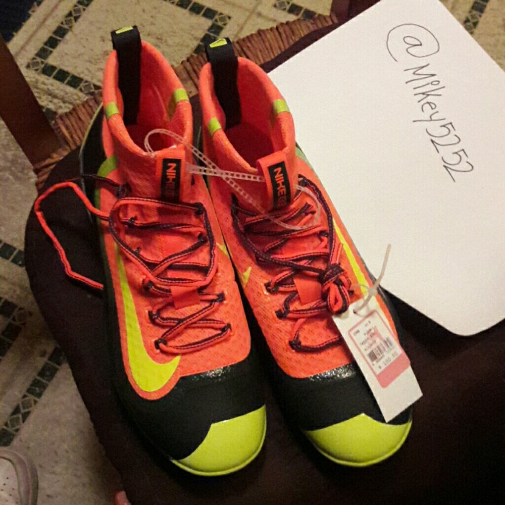 Nike baseball cleats