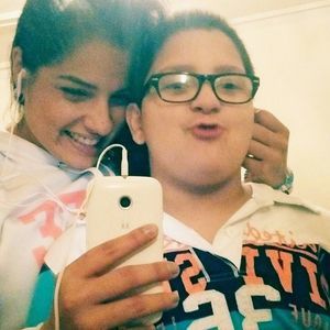 Meet your Posher, Loly