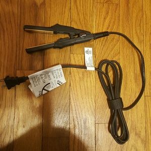 New without tags CHI Mini