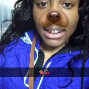 Meet your Posher, Eloise