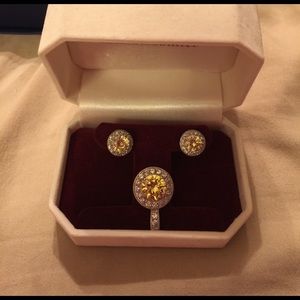 yellow & white diamond ear rings & pendant