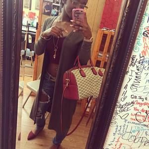 Meet your Posher, Katelyn