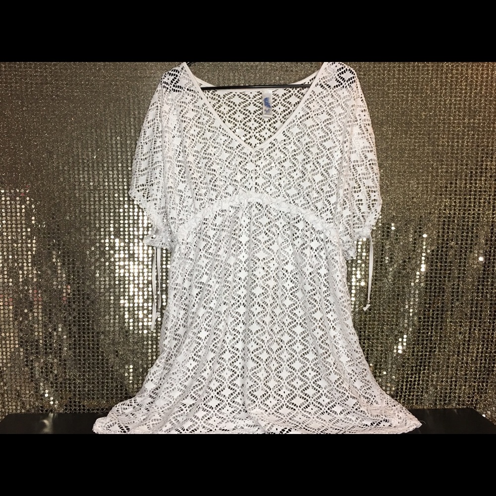 White swimsuit COVERUP! Sz 1x