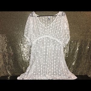 White swimsuit COVERUP! Sz 1x