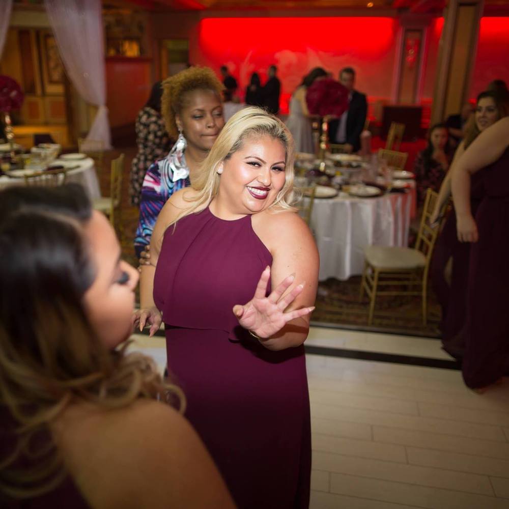 Meet your Posher, Leslie