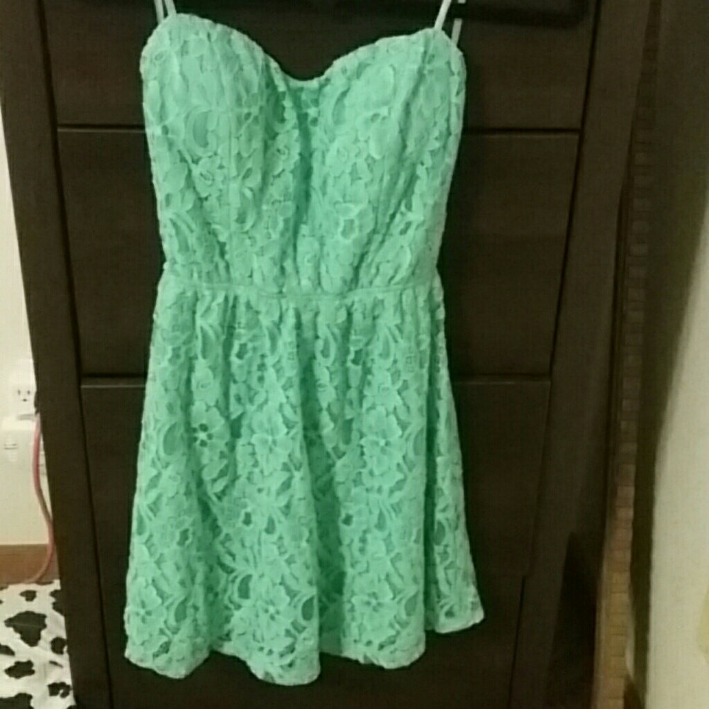 Sweetheart Mint Lace Dress